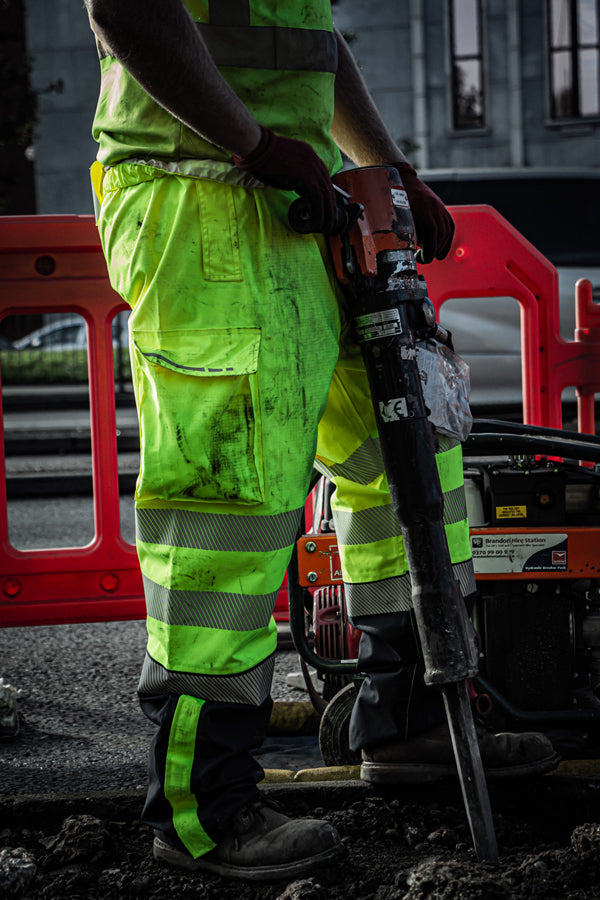 DELTIC HI-VIS OVERTROUSER TWO-TONE SATURN YELLOW / NAVY